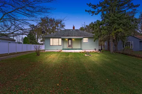 9786 E Lansing Rd, Durand, MI 48429