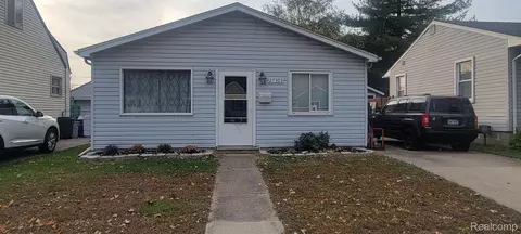 27393 Palmer Blvd, Madison Heights, MI 48071