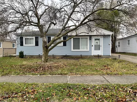 23121 Colgate St, Farmington Hills, MI 48336