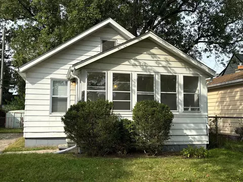 23145 Cayuga Ave, Hazel Park, MI 48030