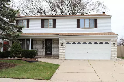 47447 Gallus Dr, Chesterfield, MI 48047