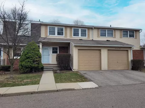 1709 Brentwood Dr 288 38 Dr #288, Troy, MI 48098