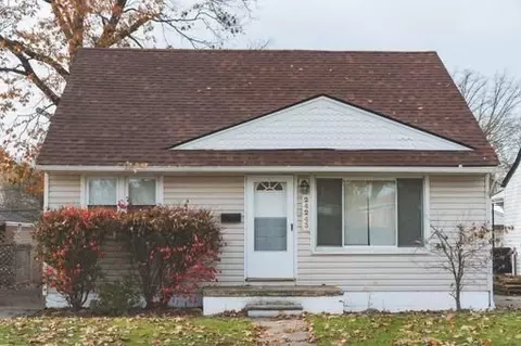 24243 Wilmot Ave, Eastpointe, MI 48021