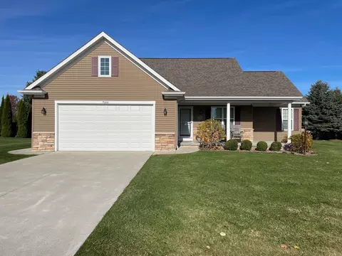 7004 Greenbush Ln, Lexington, MI 48450