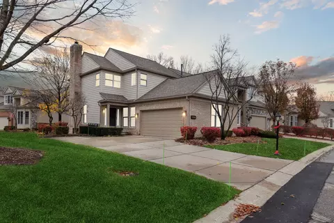 39714 Southwind Ln, Northville, MI 48168