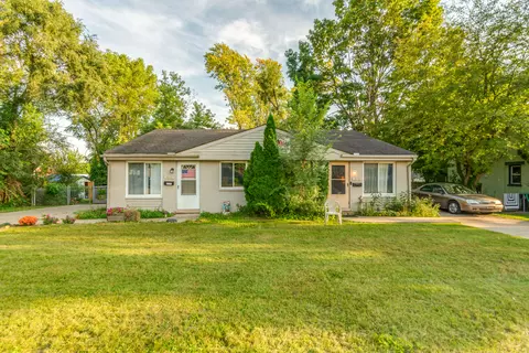 810812 Young St, Ypsilanti, MI 48198