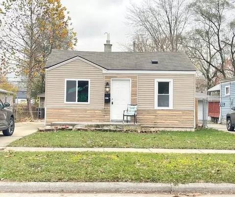 9077 Dudley St, Taylor, MI 48180