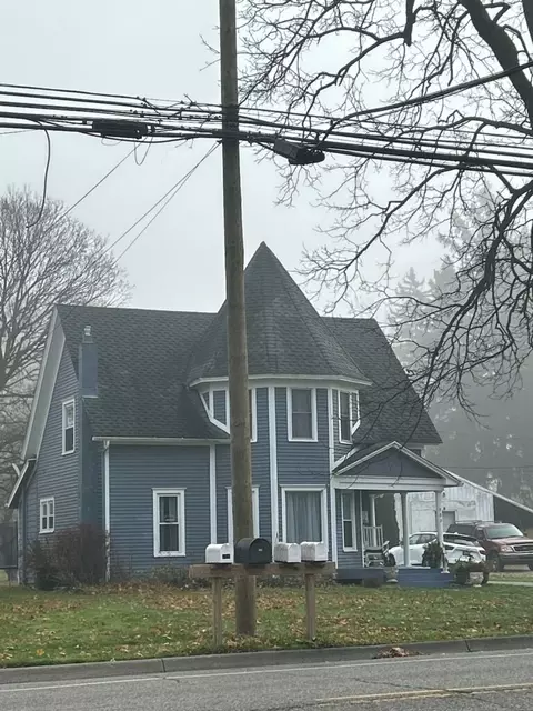 502 N Bridge St, Linden, MI 48451
