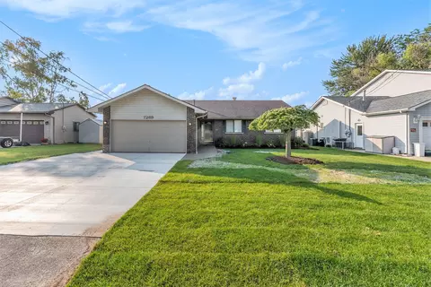 7269 Bluebill St, Clay, MI 48001