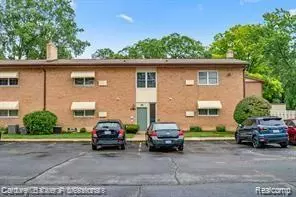 1199 S Sheldon Rd #M91, Plymouth, MI 48170