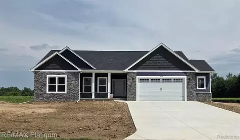 7439 Skylar Crt Ct, Mundy, MI 48473