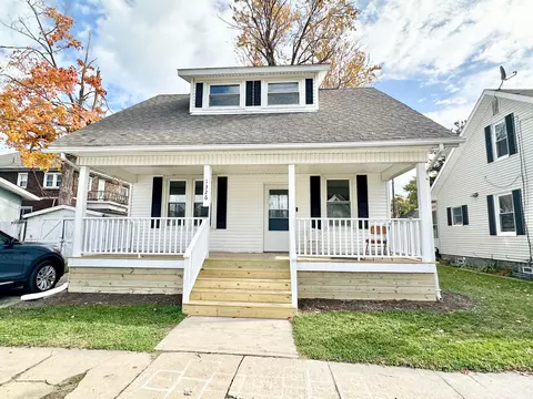 1326 11th Ave, Port Huron, MI 48060
