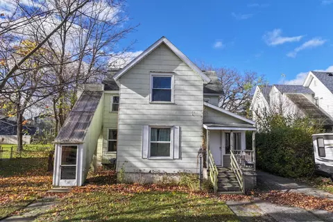 202 S Campbell, Durand, MI 48429