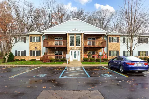 1478 Shoemaker Dr, Westland, MI 48185