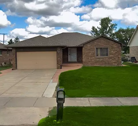 5423 Gardner St E, Sterling Heights, MI 48310