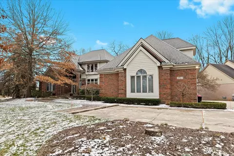 1923 Deer Path Trl, Commerce, MI 48390