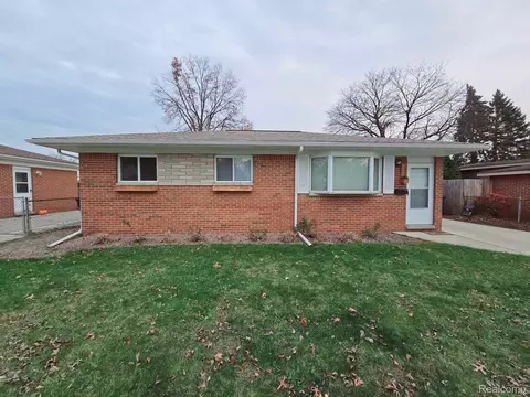 438 N Hanlon St, Westland, MI 48185