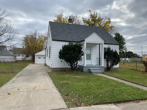 7012 Cadillac Ave, Warren, MI 48091