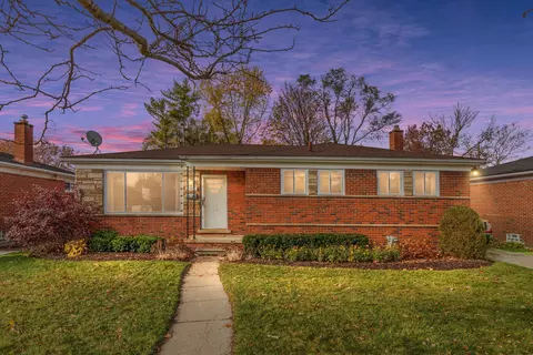 23491 Gardner St, Oak Park, MI 48237