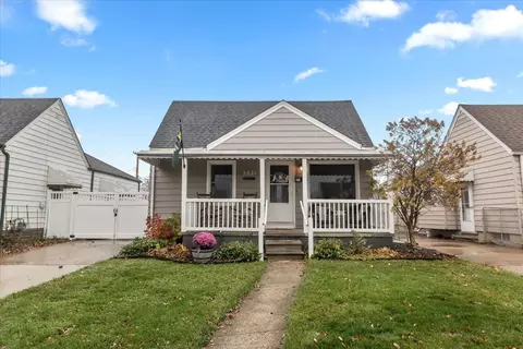 3821 22nd St, Wyandotte, MI 48192