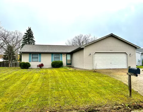 1923 Grant Pl, Port Huron, MI 48060