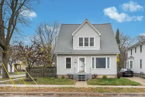 106 Hubbard St, Mount Clemens, MI 48043