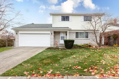 29711 Warner Ave, Warren, MI 48092