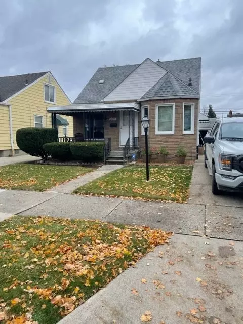 6046 Barrie St, Dearborn, MI 48126