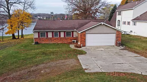3224 S Sashabaw Rd, Brandon, MI 48371