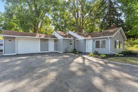 39 S Hewitt Rd, Ypsilanti, MI 48197