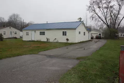 5068 Burma Rd, Kimball, MI 48074
