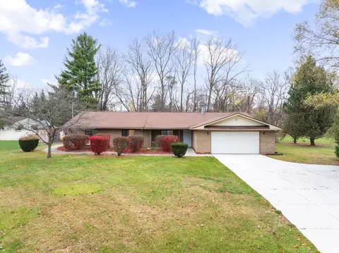 34252 Hathaway St, Livonia, MI 48150