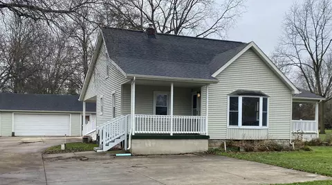5470 Potter Rd, Burton, MI 48509