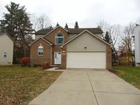 21819 Rose Hollow Dr, Southfield, MI 48075