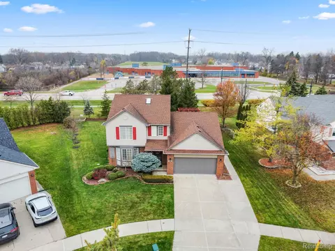 884 Westfield, Canton, MI 48188