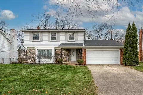 27241 Nantucket Dr, Southfield, MI 48076