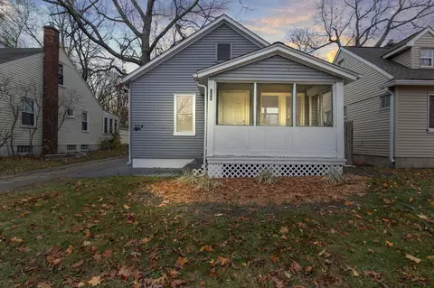 154 Stratford Rd, Ferndale, MI 48220