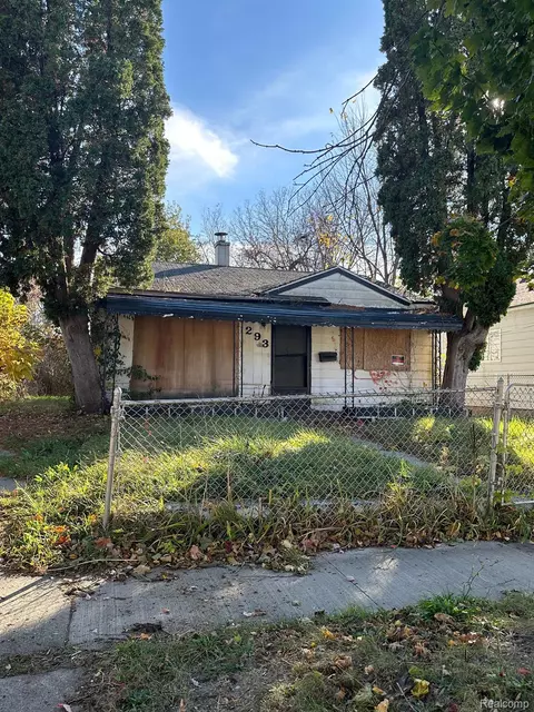 293 Rapid St, Pontiac, MI 48341