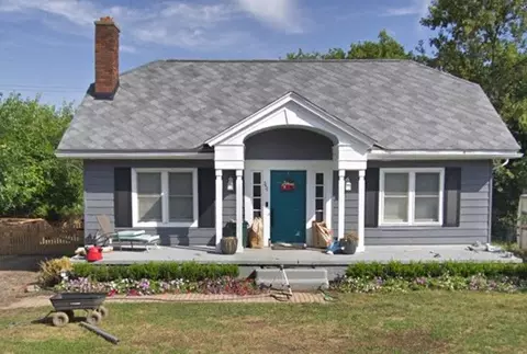 3421 Parkways Blvd, Auburn Hills, MI 48326