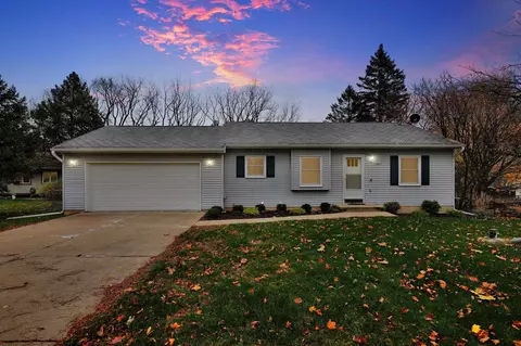 15867 Burton St, Lansing, MI 48906