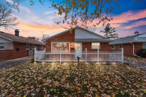 12848 Royal Grand, Redford, MI 48239
