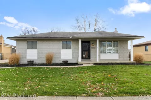 42716 E Winds Dr, Clinton Township, MI 48038