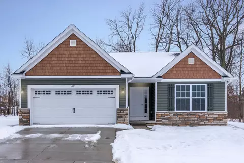 13115 Stony Brook Pass, Fenton, MI 48451