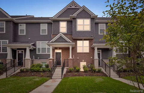 320 N Sydney Crt Ct, Plymouth, MI 48170