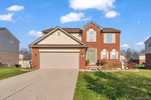 38602 Shelby Dr, Westland, MI 48186