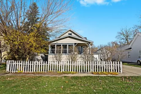 716 W 9th St, Monroe, MI 48161