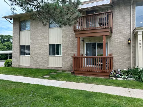 293 Seymour Lake Rd #1, Oxford, MI 48371