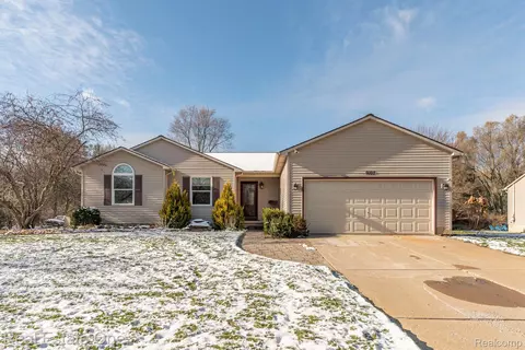 9107 Posey Dr, Northfield, MI 48189