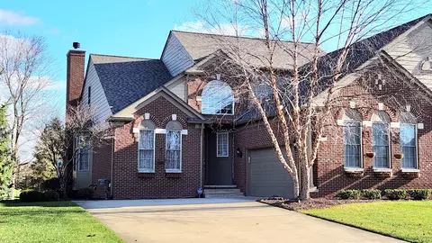 49285 Freestone Dr UNIT 26, Northville, MI 48168
