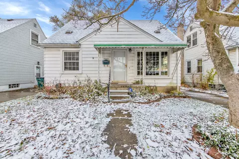 23401 Crossley Ave, Hazel Park, MI 48030